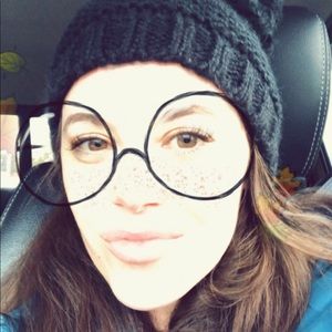 Meet your Posher, Robyn